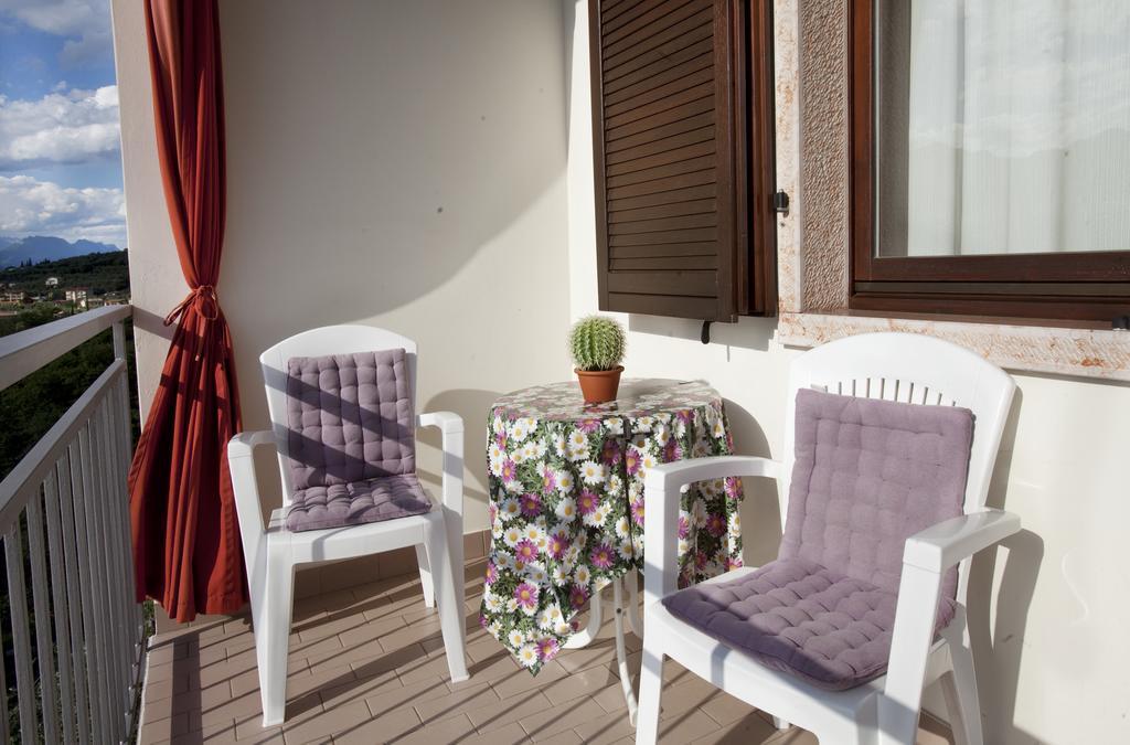 Residence Le Balze มัลเชซิเน ภายนอก รูปภาพ